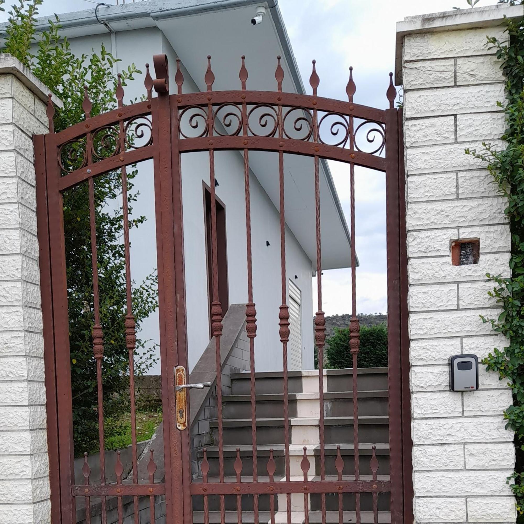 A&a House *